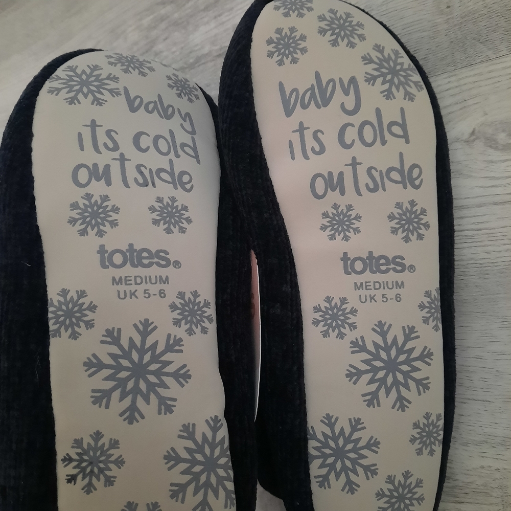 Totes Ballet Slippers - Picture 5 of 6